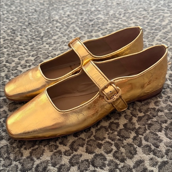 Sam Edelman Shoes - Sam Edelman Gold MICHAELA MARY JANE FLAT
Medallion Gold Leather womens size 9!